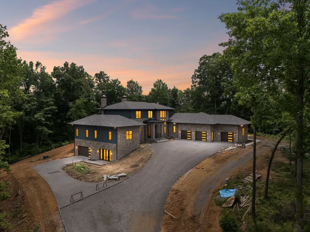 1782 Springwater Lane Thompsons Station TN 37179