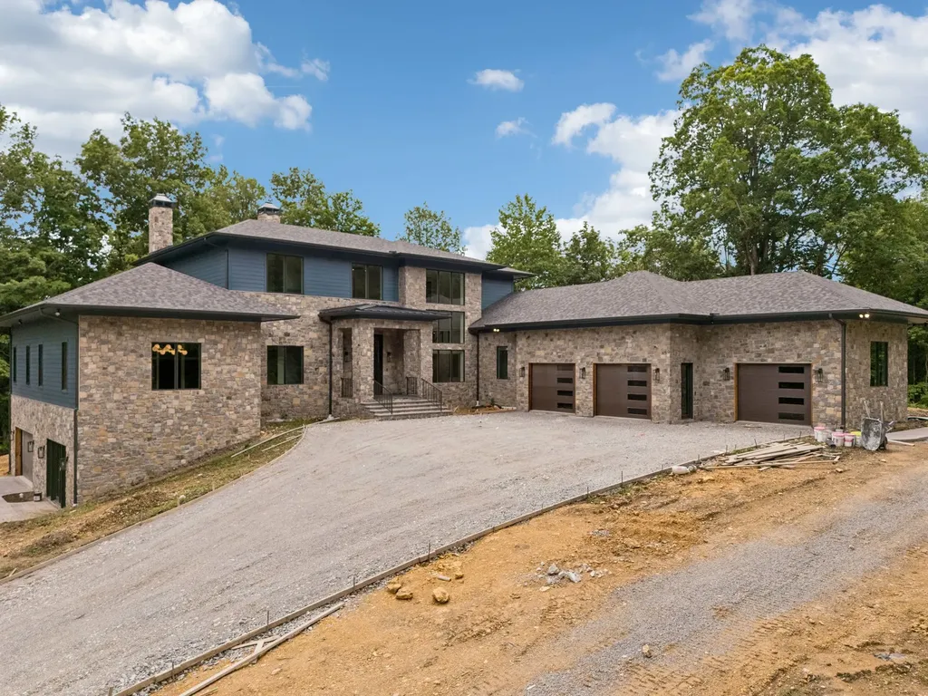 1782 Springwater Lane Thompsons Station TN 37179