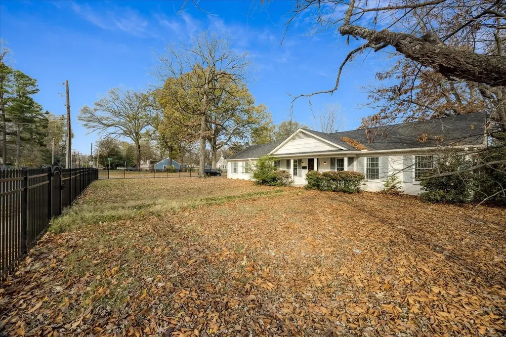 3882 Tutwiler Avenue Memphis TN 38122