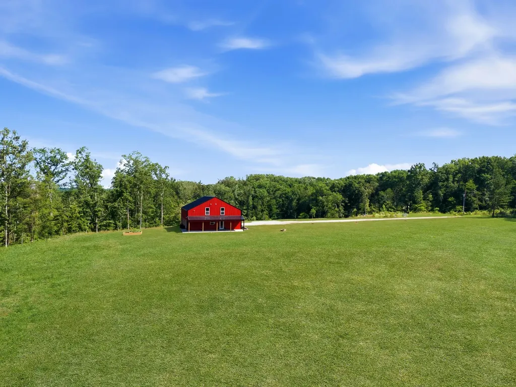 460 Serenity Place Only TN 37140