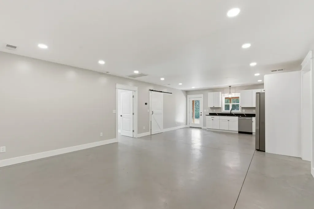 460 Serenity Place Only TN 37140