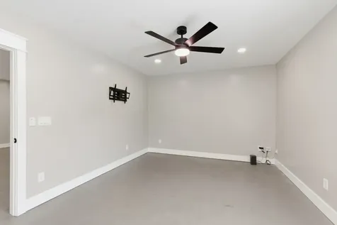 460 Serenity Place Only TN 37140