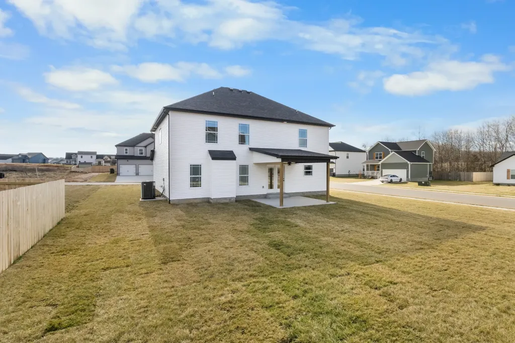 141 Monaghan Drive Clarksville TN 37042
