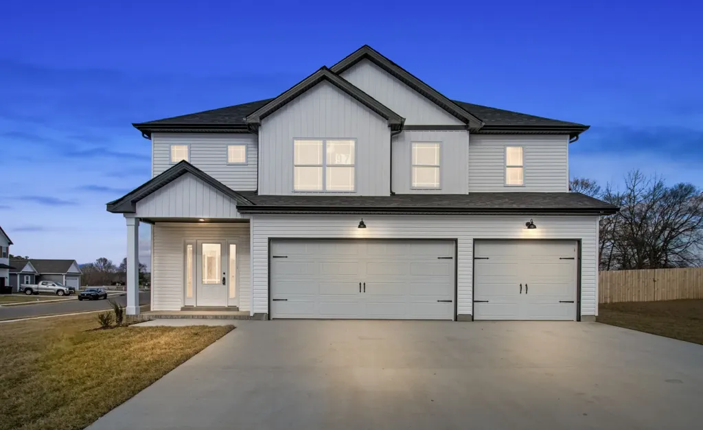 141 Monaghan Drive Clarksville TN 37042