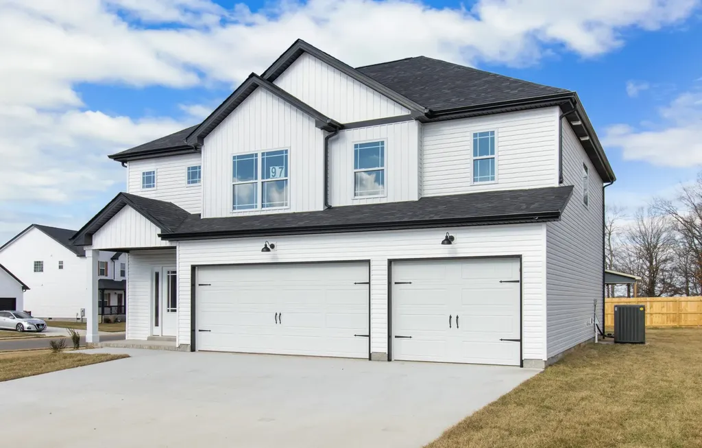 141 Monaghan Drive Clarksville TN 37042