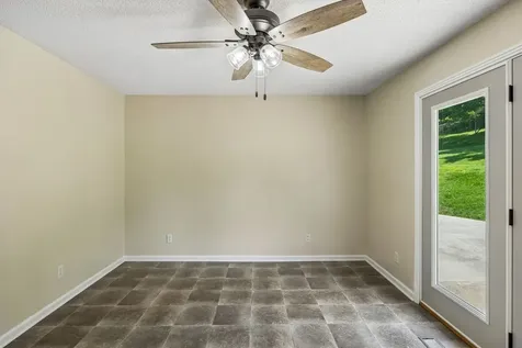 14 Morris Lane Pleasant Shade TN 37145