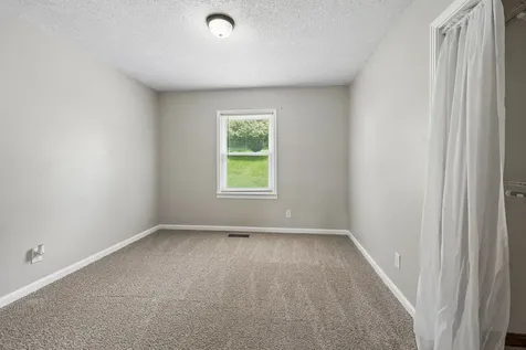 14 Morris Lane Pleasant Shade TN 37145