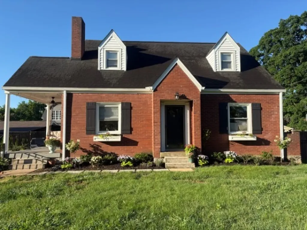 1003 Graybar Lane Nashville TN 37204
