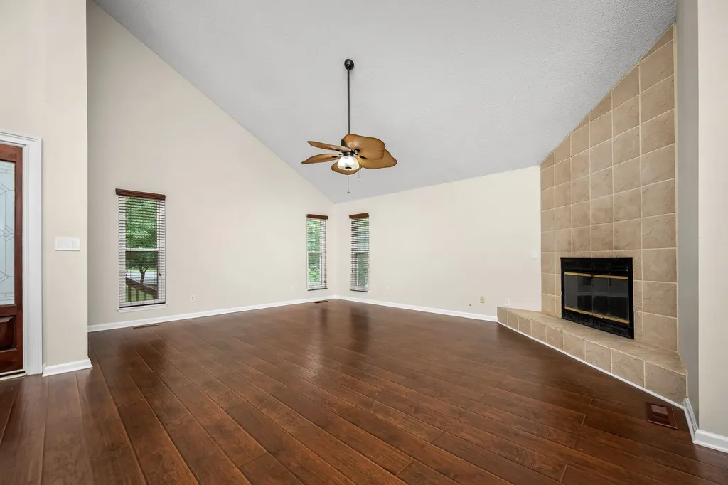 1061 Aire Court Murfreesboro TN 37128