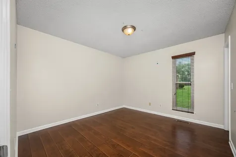 1061 Aire Court Murfreesboro TN 37128