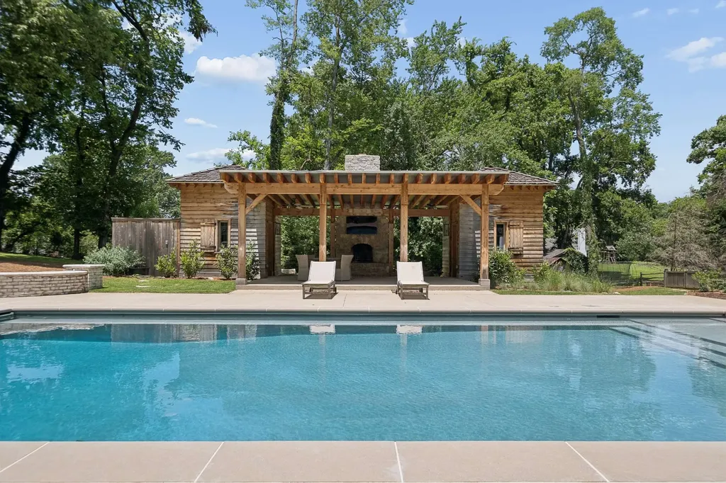 4911 Sewanee Road Nashville TN 37220