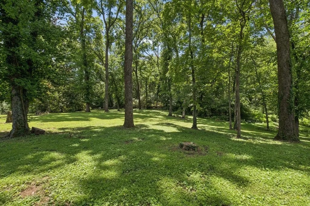 4911 Sewanee Road Nashville TN 37220