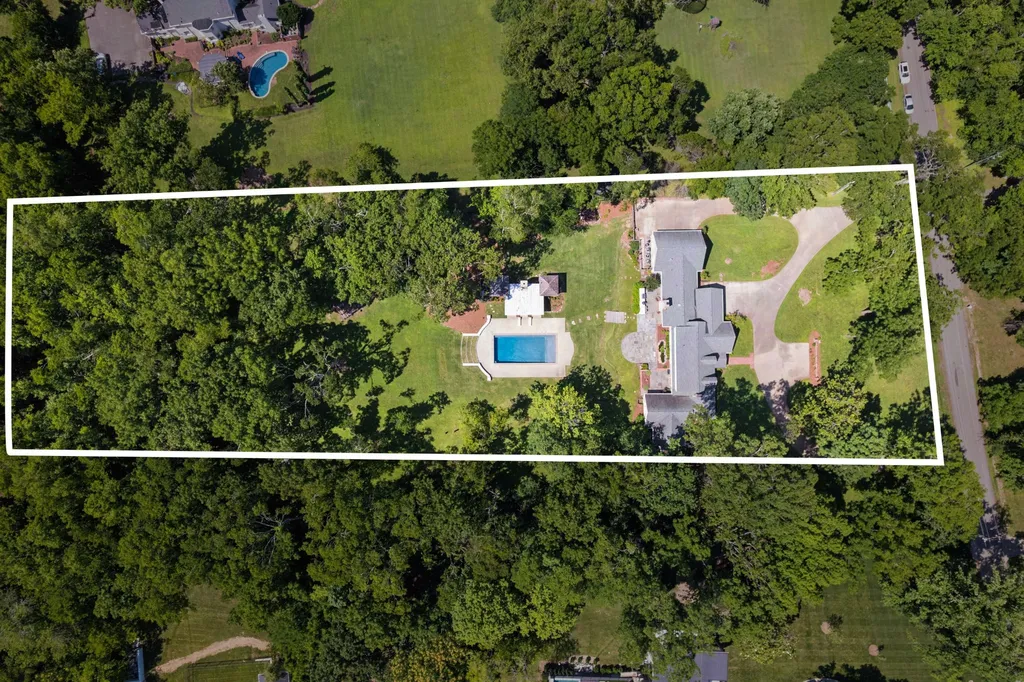 4911 Sewanee Road Nashville TN 37220