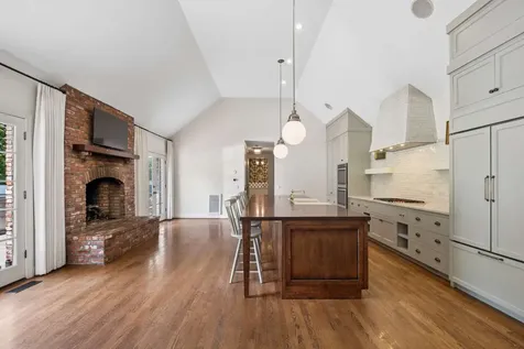 4911 Sewanee Road Nashville TN 37220