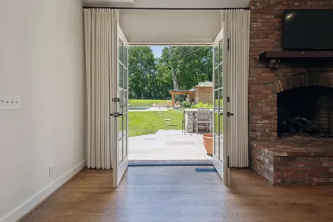 4911 Sewanee Road Nashville TN 37220