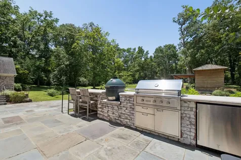 4911 Sewanee Road Nashville TN 37220
