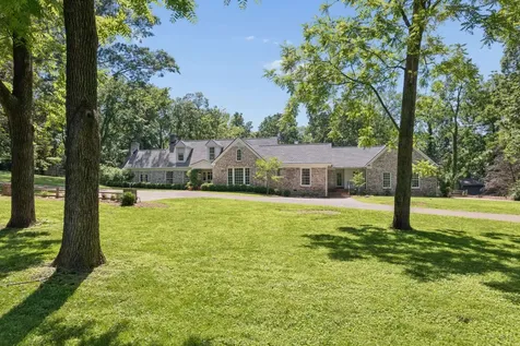 4911 Sewanee Road Nashville TN 37220