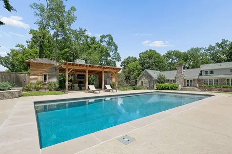 4911 Sewanee Road Nashville TN 37220