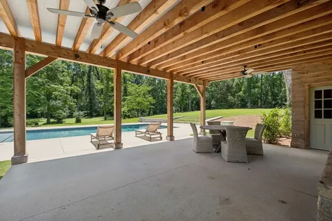 4911 Sewanee Road Nashville TN 37220