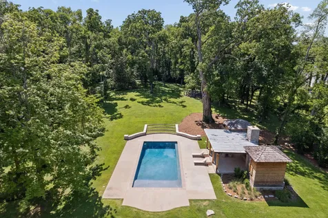 4911 Sewanee Road Nashville TN 37220