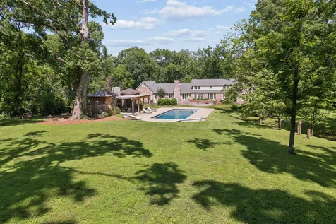 4911 Sewanee Road Nashville TN 37220