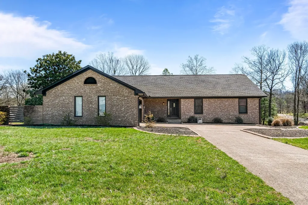 Columbia TN, 1106 Roseland Drive