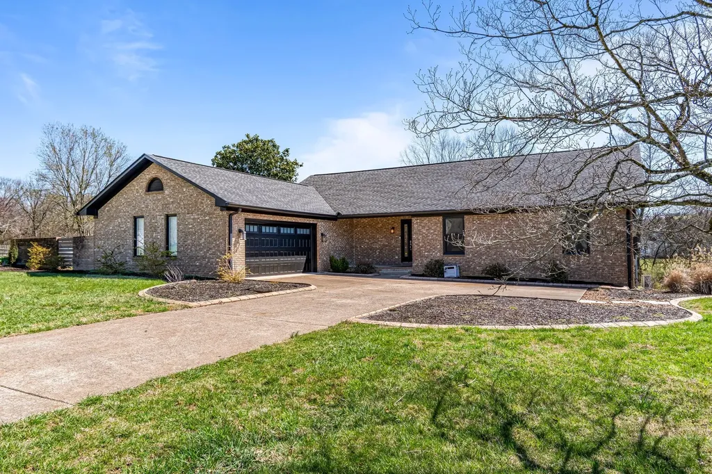 1106 Roseland Drive Columbia TN 38401