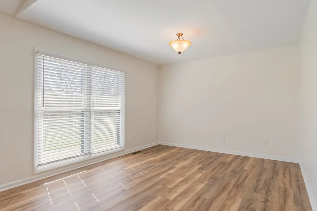 1106 Roseland Drive Columbia TN 38401