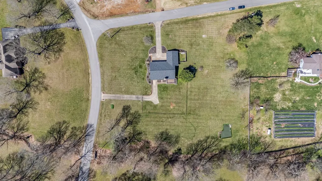 1106 Roseland Drive Columbia TN 38401