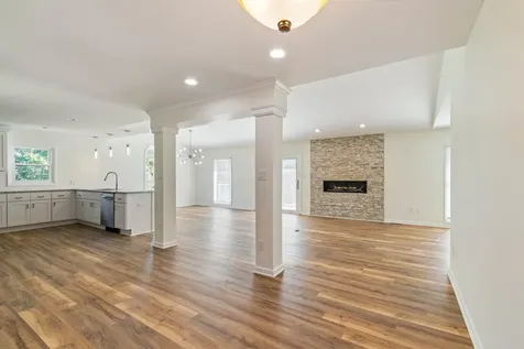 1106 Roseland Drive Columbia TN 38401