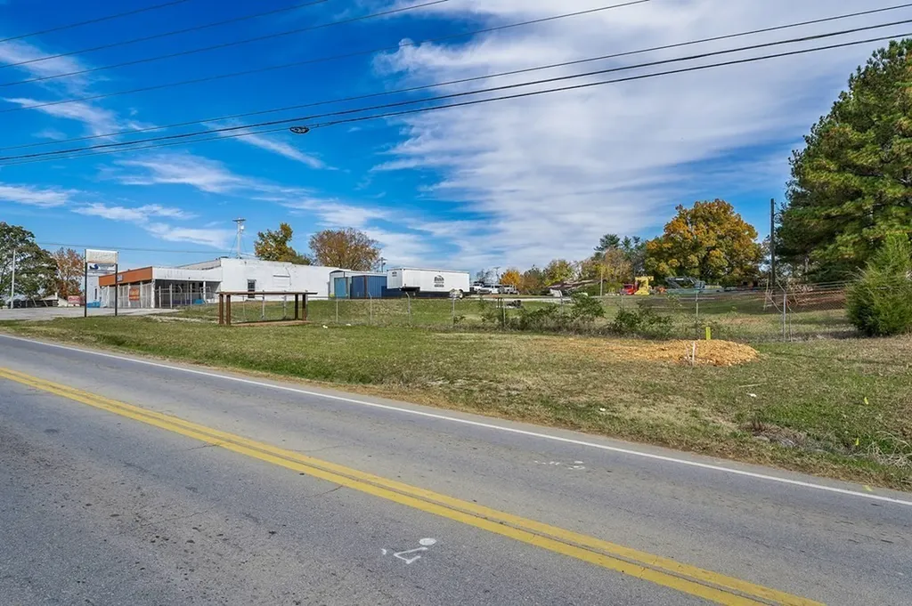 1470 S Jefferson Avenue Cookeville TN 38506