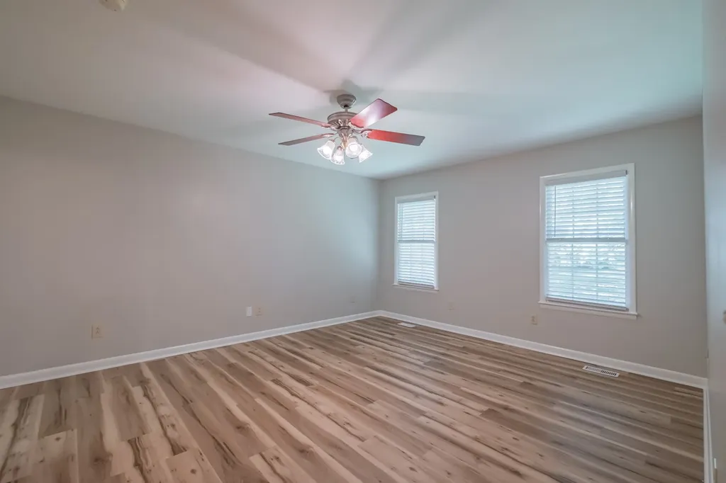 207 Westwood Drive Tullahoma TN 37388