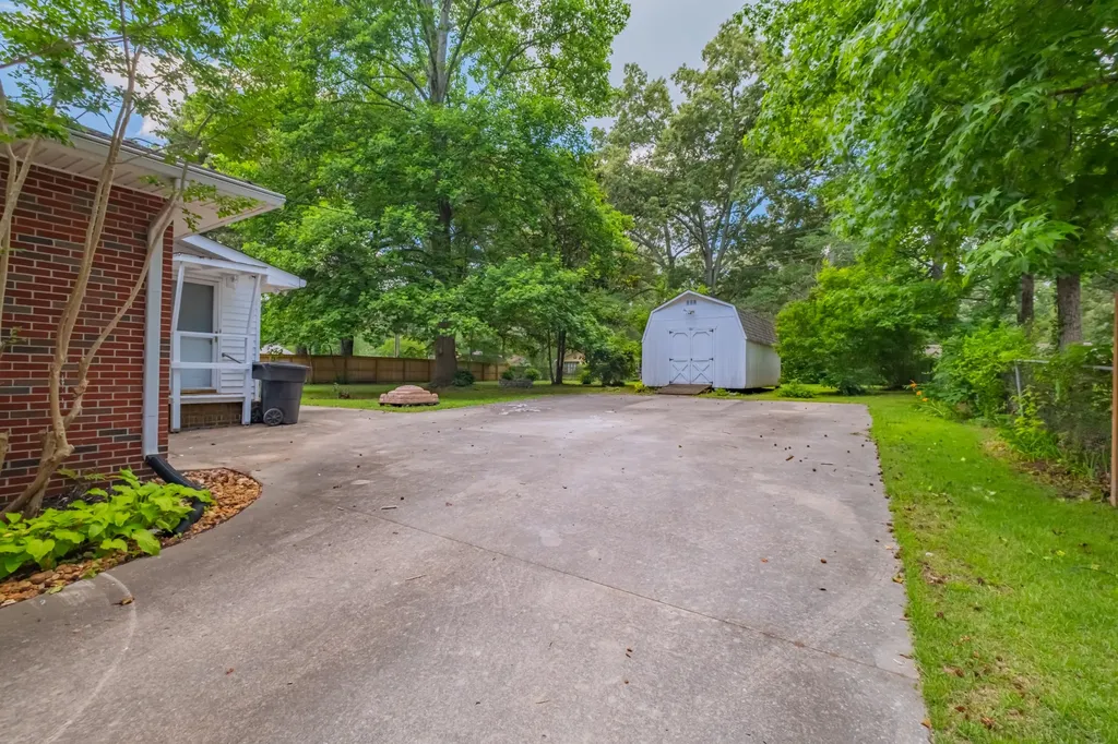207 Westwood Drive Tullahoma TN 37388