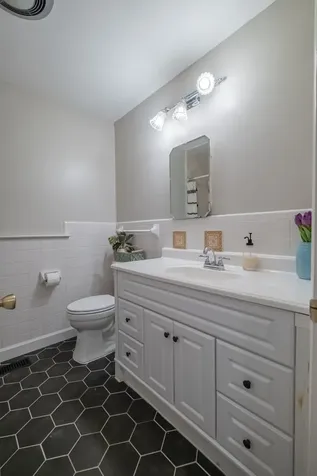 207 Westwood Drive Tullahoma TN 37388