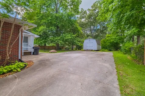 207 Westwood Drive Tullahoma TN 37388