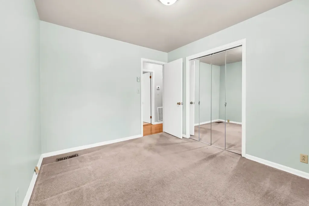 1872 Pardue Court Clarksville TN 37043