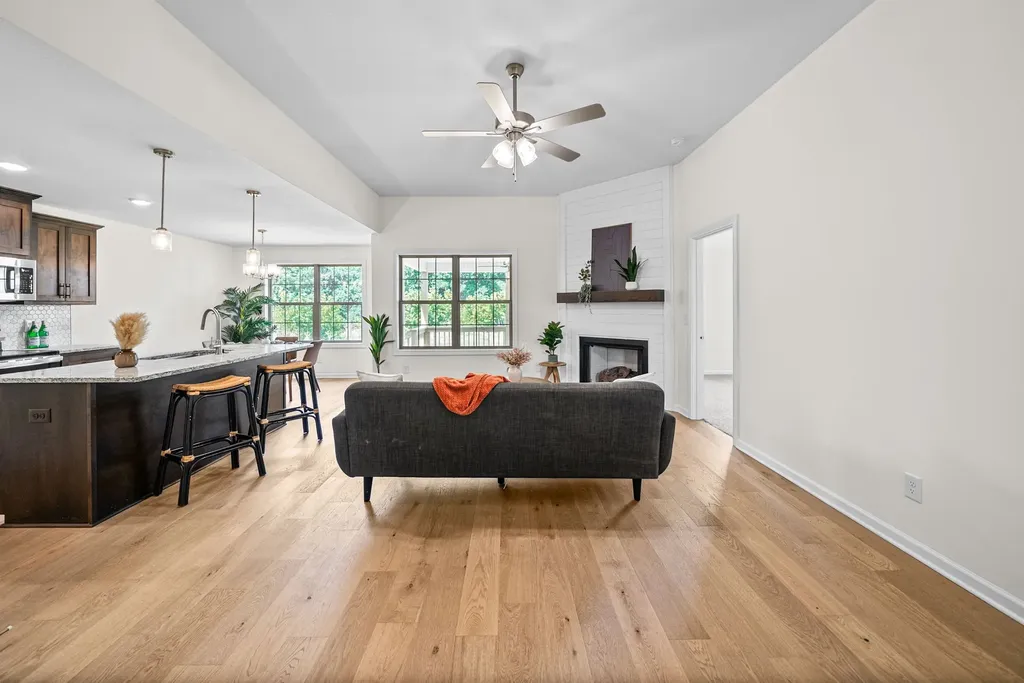 608 Liberty Park Clarksville TN 37042