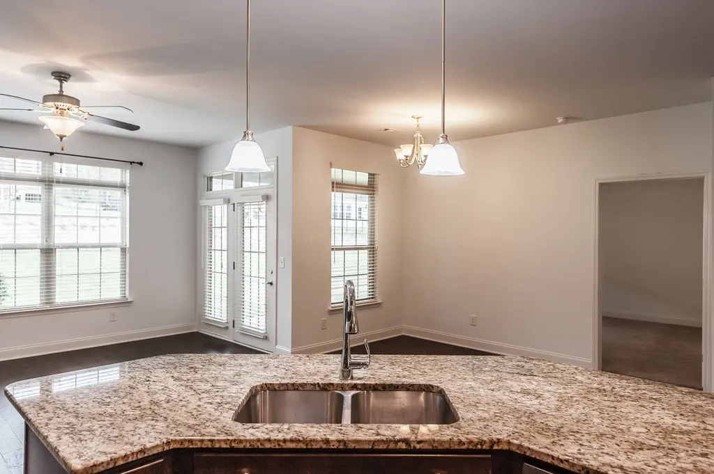 2120 Sullivan Street Gallatin TN 37066