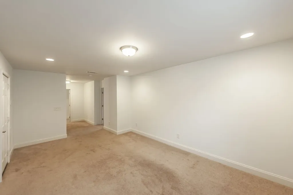 2120 Sullivan Street Gallatin TN 37066