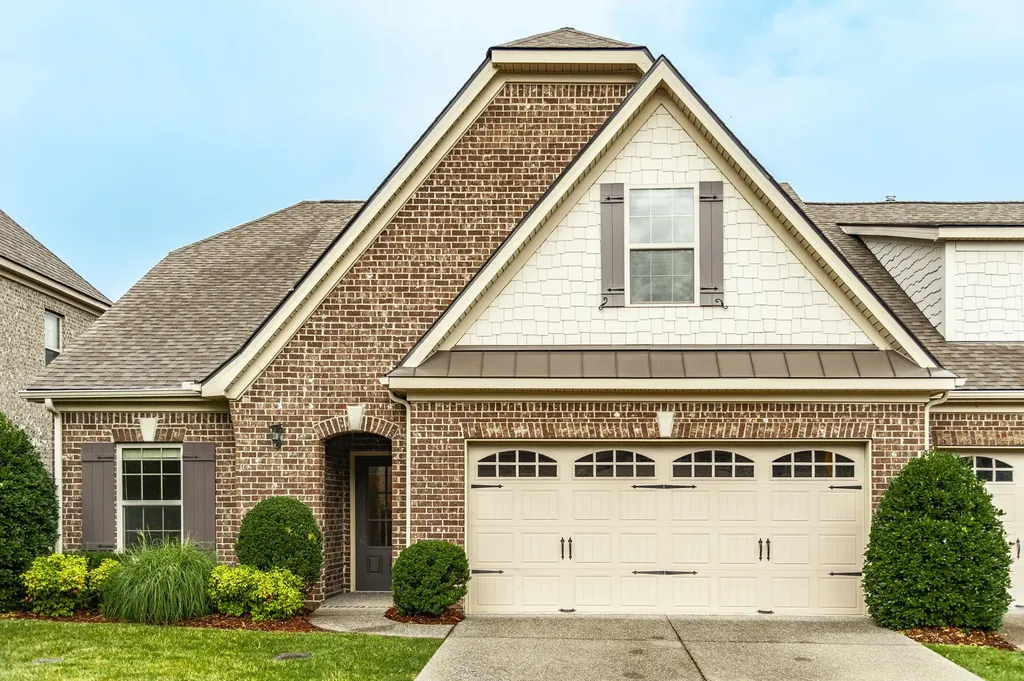 2120 Sullivan Street Gallatin TN 37066