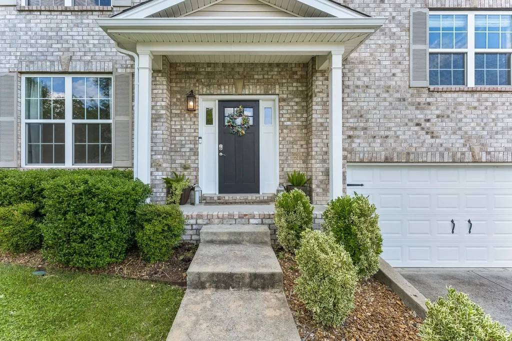 8052 Brockman Lane Nashville TN 37211