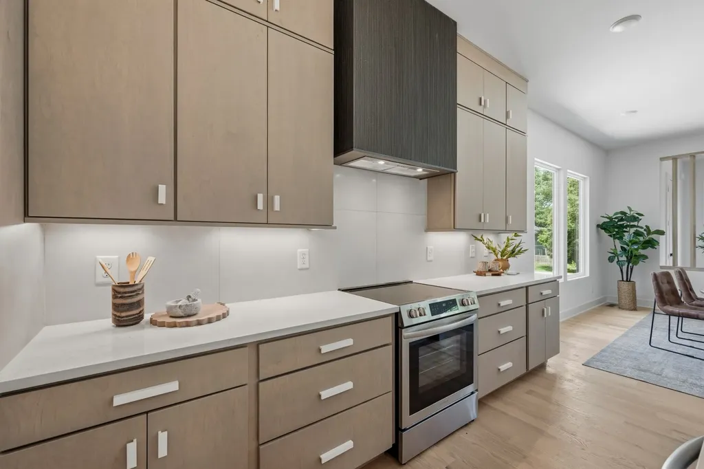 1802 Hayden Drive Nashville TN 37216