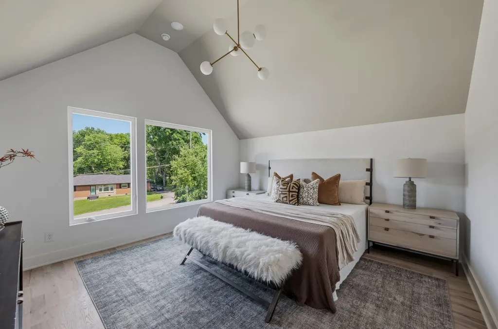 1802 Hayden Drive Nashville TN 37216