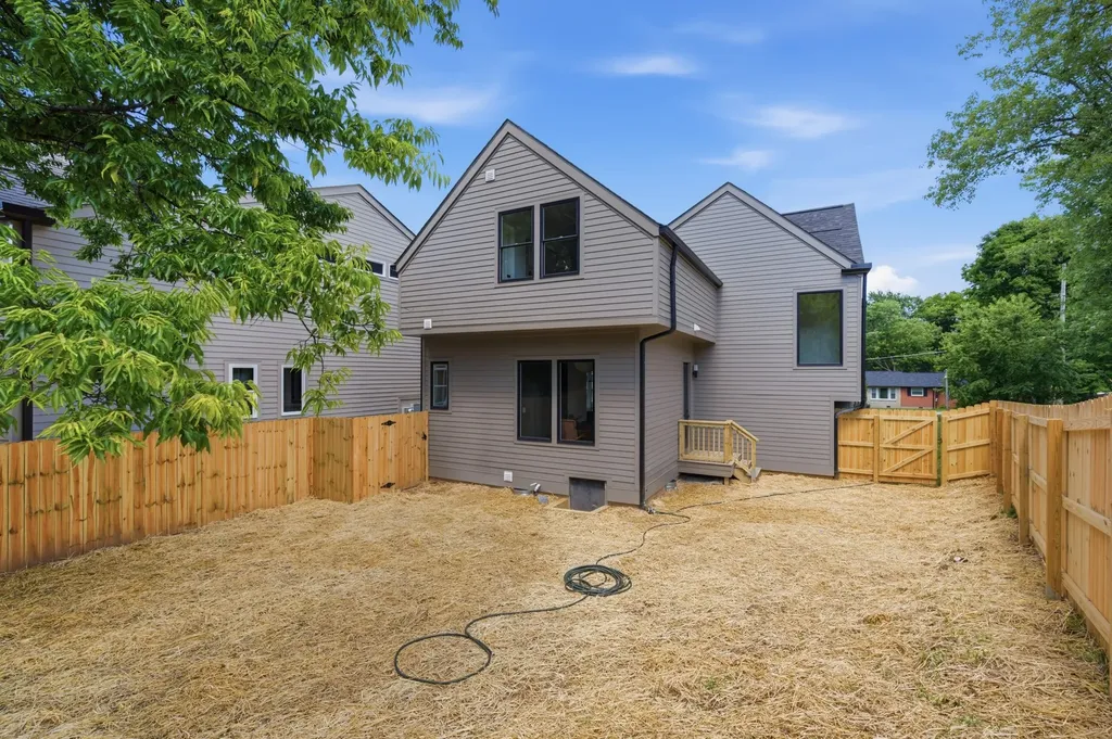 1802 Hayden Drive Nashville TN 37216