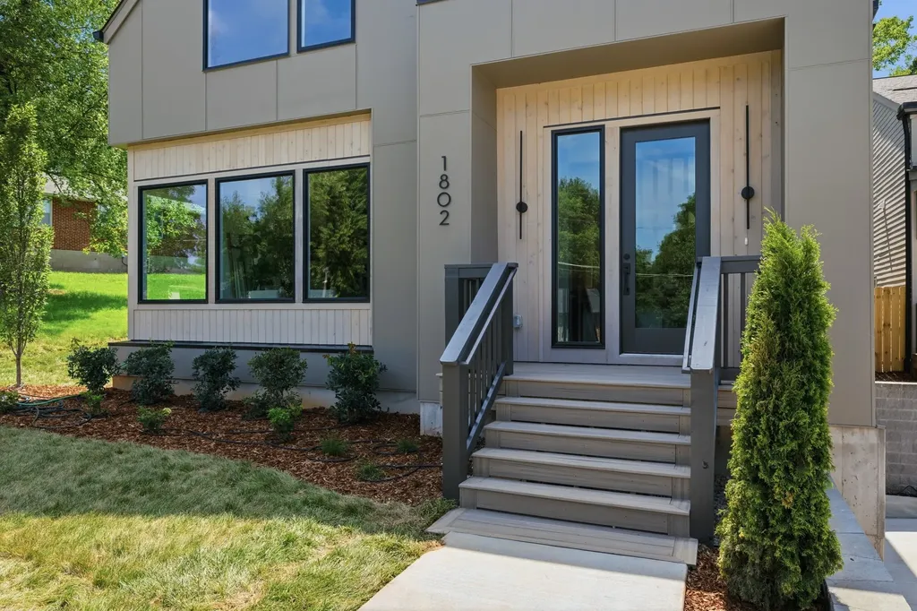 1802 Hayden Drive Nashville TN 37216