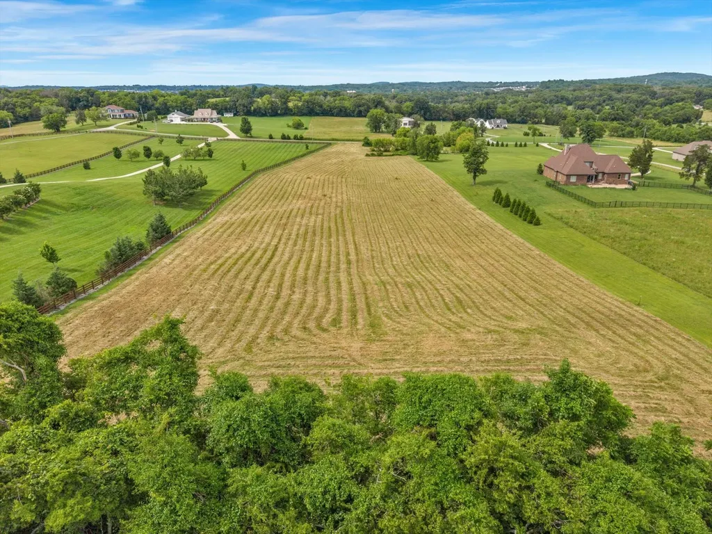 640 Callis Road Lebanon TN 37090