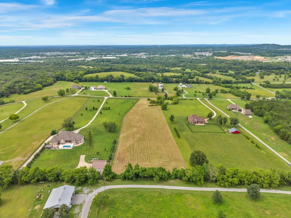 640 Callis Road Lebanon TN 37090