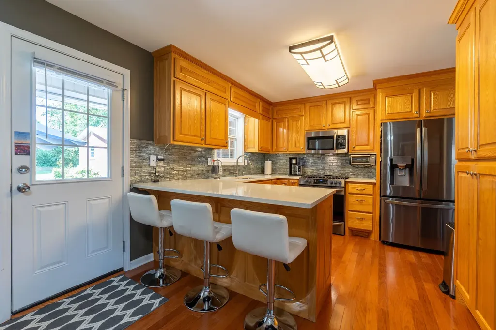153 Center Point Drive Summertown TN 38483