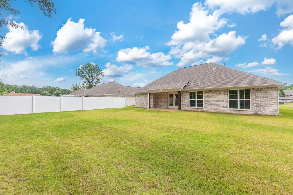 54 Golden Brooke Drive Jackson TN 38305
