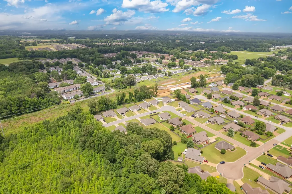 54 Golden Brooke Drive Jackson TN 38305